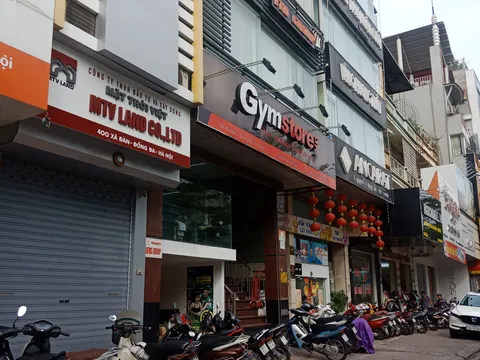 Chuỗi cửa hàng Gymstore bán hàng ngoại nhập không tem, nhãn phụ